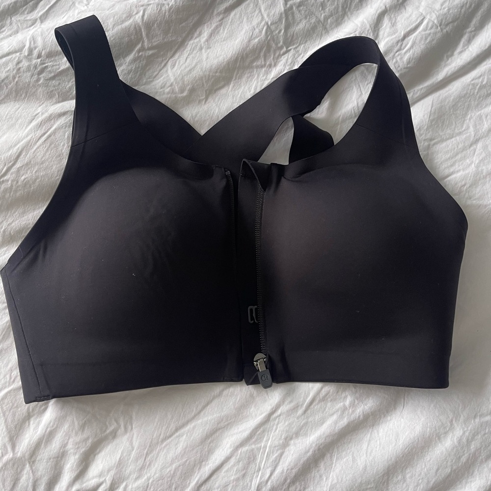 Lululemon Athletica Black Bra with Molded Cups and Adjustable Straps
